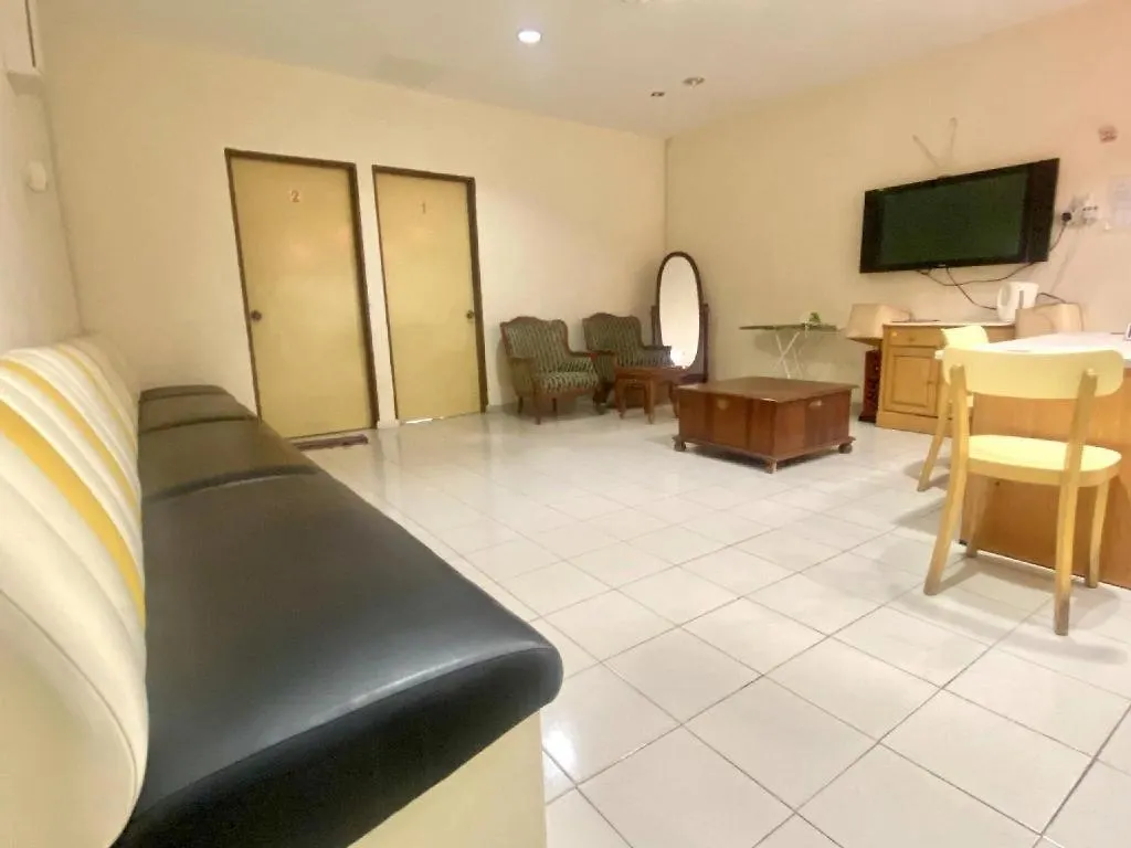 Oyo 90381 Chaah Homestay 3 Segamat Malaisie