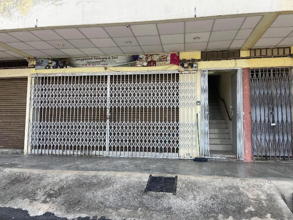 Oyo 90381 Chaah Homestay 3 Segamat 2*,  Malaisie