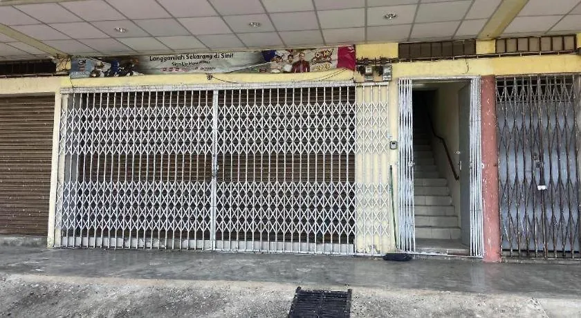 Oyo 90381 Chaah Homestay 3 Segamat Hotel