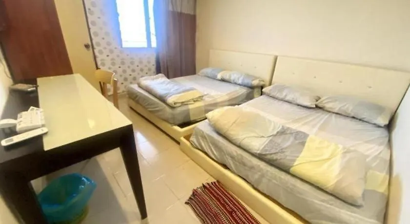Oyo 90381 Chaah Homestay 3 Segamat Μαλαισία