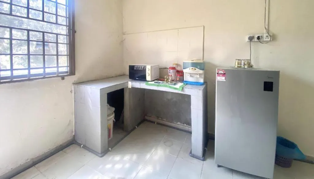 Oyo 90381 Chaah Homestay 3 Segamat Hotel